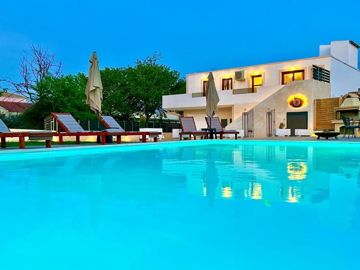 Beach Villa Verano With Private Pool By Dadovillas Sidárion Exterior photo